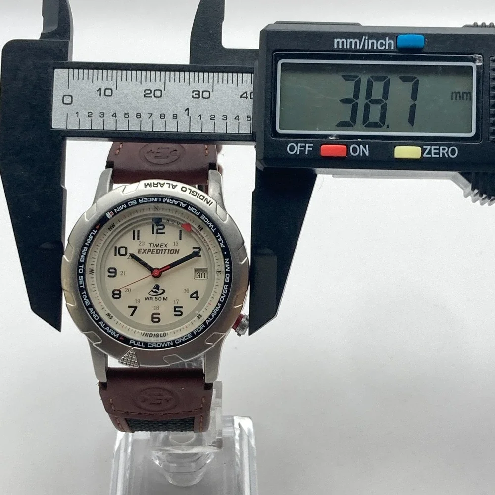 Timex Expedition Shenmue Mens Watch 39mm Silver Tone Indiglo New Battery